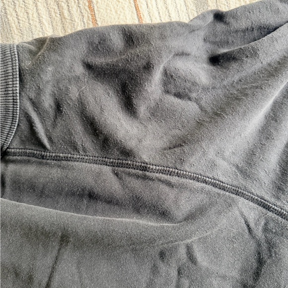 Washed black sweatshirt - Picture 6 of 6